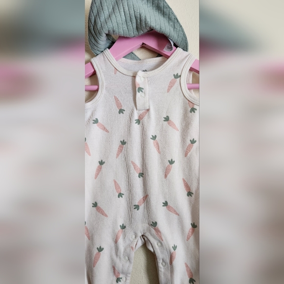 Easter Romper and Bib - Picture 5 of 7